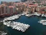 Monaco : ses tours, son port et ses yachts