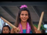 Jeune danseuse Hawaienne