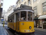 Petite balade en tram dans les rues de Lisbonne au Portugal